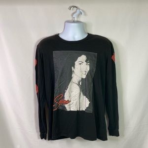 Selena Quintanilla Rose Sleeve Official Merch Long-Sleeve T-Shirt, Men’s XL